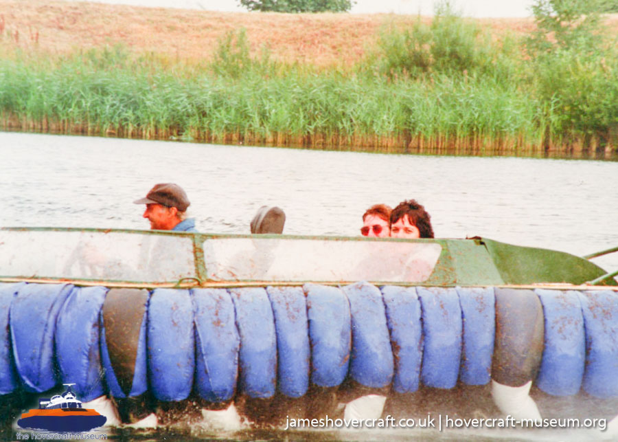 Unknown hovercraft -  (credit: The <a href='http://www.hovercraft-museum.org/' target='_blank'>Hovercraft Museum Trust</a>).